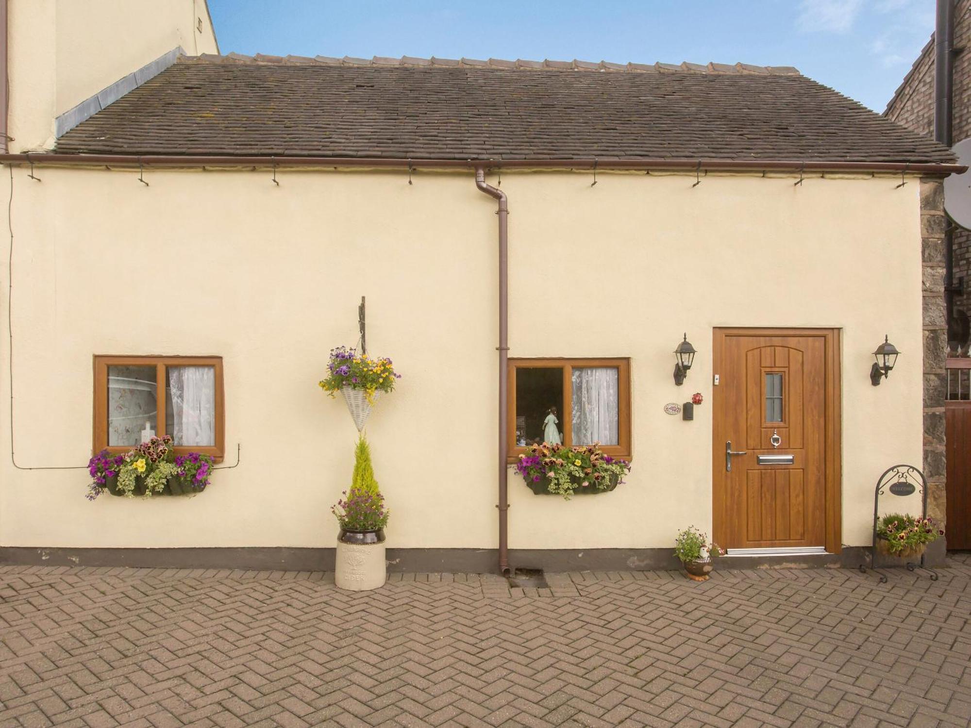 Hippos Rest Mow Cop Exterior foto